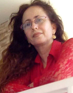 63 Year Old Bucaramanga, Colombia Woman